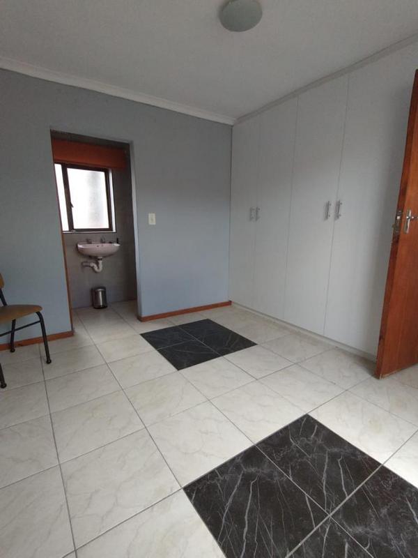 To Let 1 Bedroom Property for Rent in Crawford Western Cape